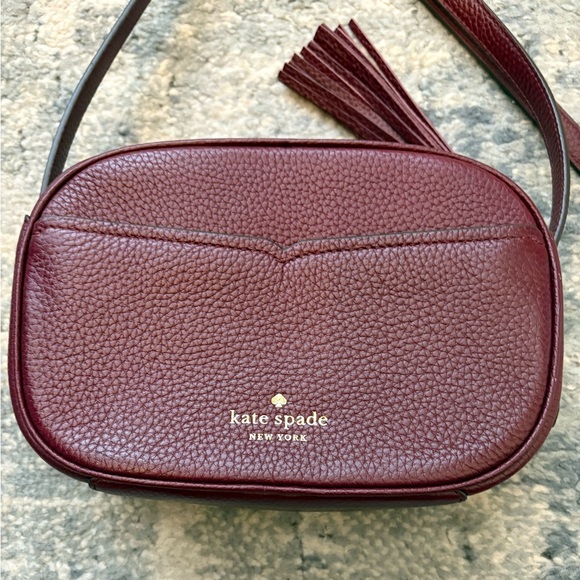 NWT! Kate Spade Kourtney Camera Bag Crossbody in Cherrywood - Picture 6 of 13
